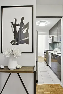 Sold by Compass | media 7