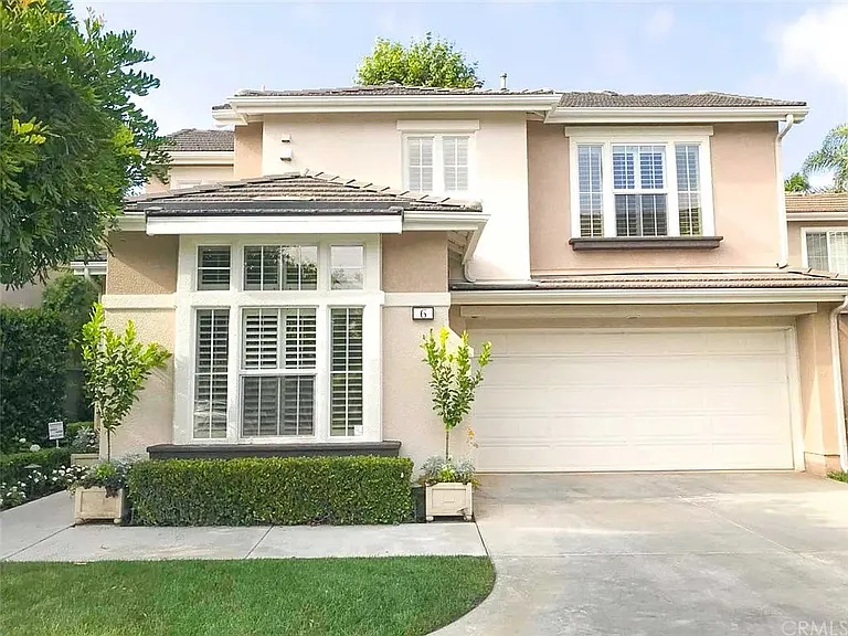 6 Gala Ct — Photo 1