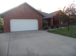 3637 N Farm Road 147, Springfield, MO 65803