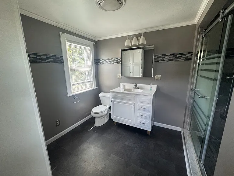 704 Fishburn Rd — Photo 6