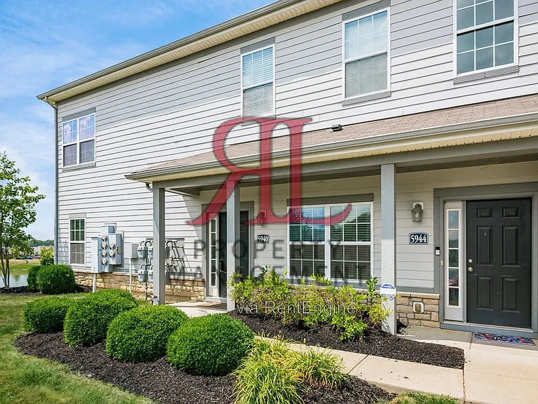 5940 Whitewood Way #1 — Photo 4