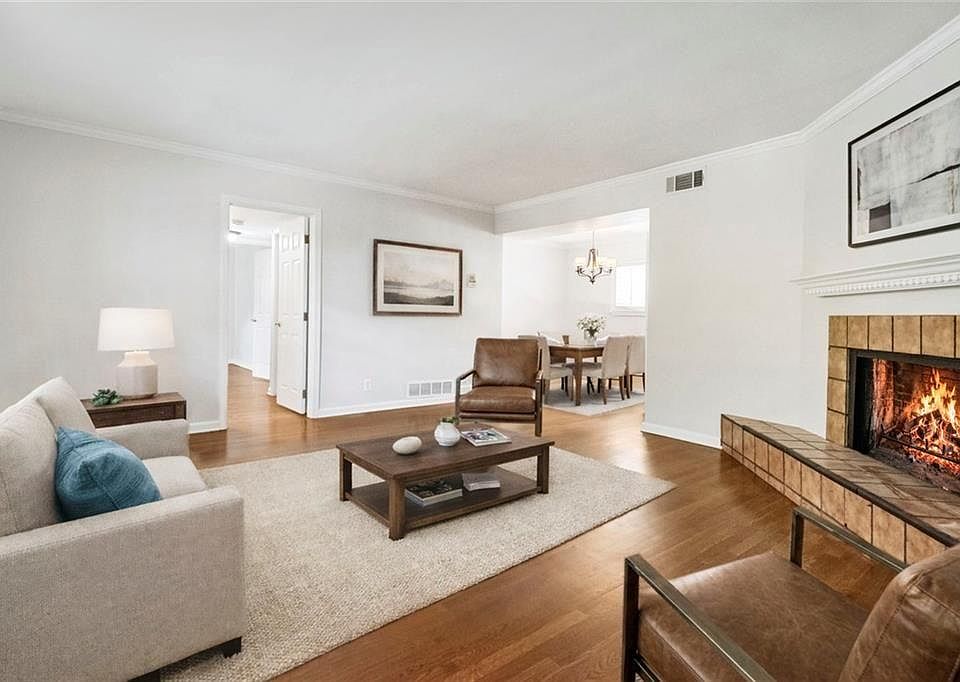 1st image of 3660 Peachtree Rd NE APT C2