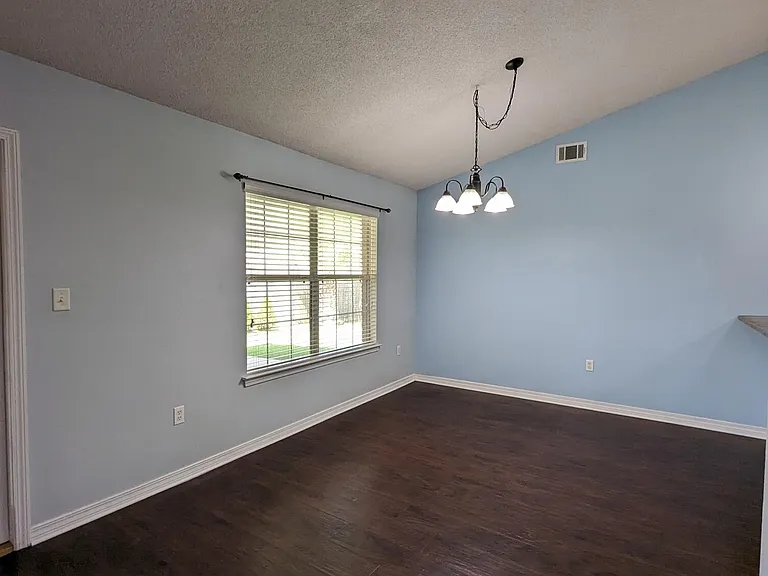 9903 Parker Lake Cir — Photo 15