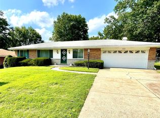 1925 Marywell Dr, Saint Louis, MO 63138