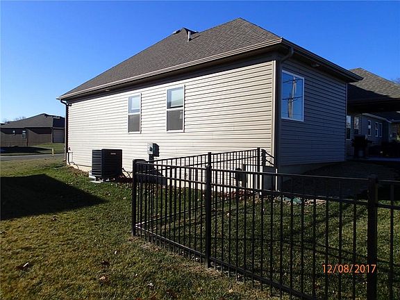 4th image of 4607 Englewood Dr