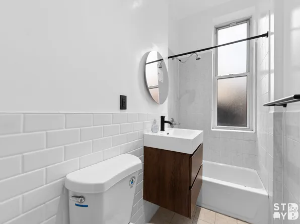 1130 Manhattan Avenue image 6 of 10