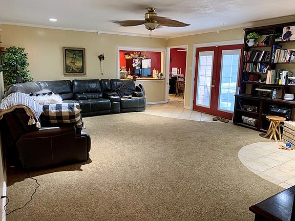 5th image of 2100 Pagewood Ave