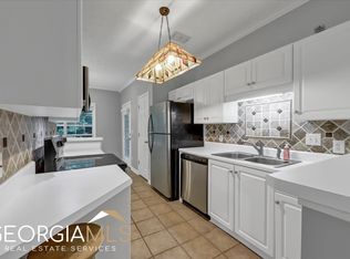 102 Streamside Dr #102, Roswell, GA 30076