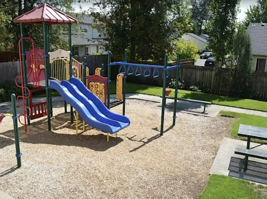 Clark Ave Apartments — Photo 25