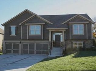 4111 NW 76th St, Kansas City, MO 64151