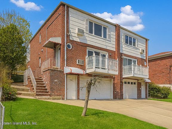 2nd image of 624 Hylan Blvd #2