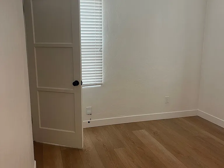 3127 Ingelow St — Photo 13