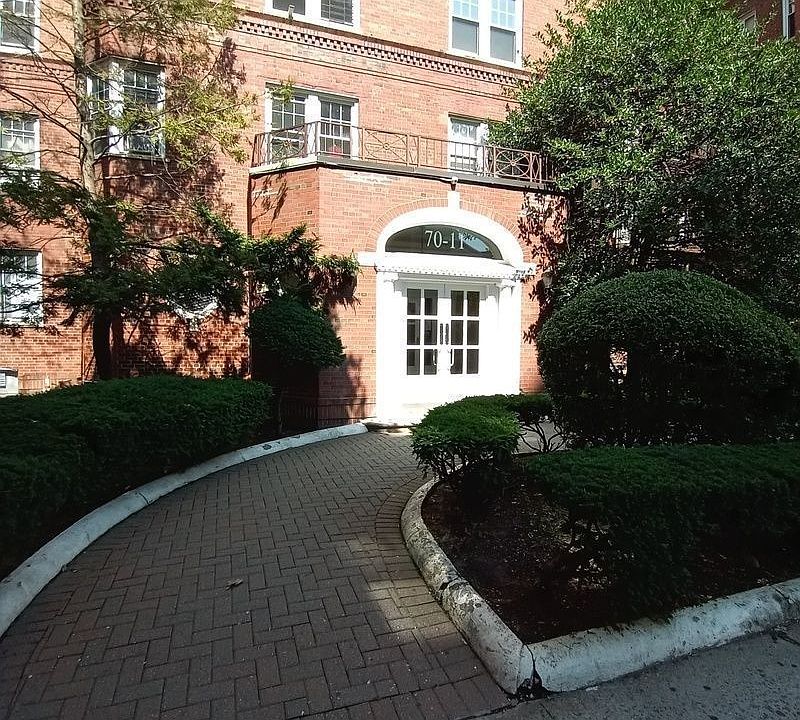 1st image of 70-11 108th St APT 6I