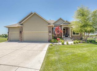 2303 N Chelmsford Cir, Wichita, KS 67228