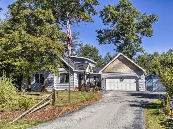 11351 Burton Way, Roscommon, MI 48653