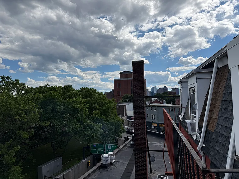 125 London St #3 — Photo 11