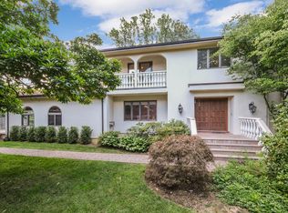 190 Fort Hill Rd, Scarsdale, NY 10583
