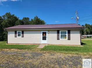 20 Harbour Park Ln, Bassett, VA 24055