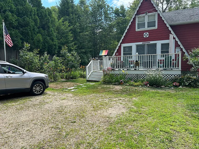 184 Browns Pasture Rd — Photo 2