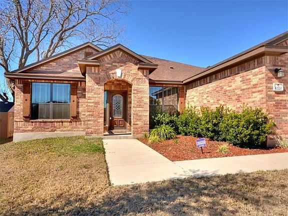 3rd image of 10220 English Oak Dr