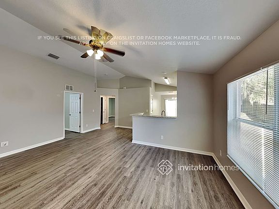 3rd image of 10303 Lakeside Vista Dr