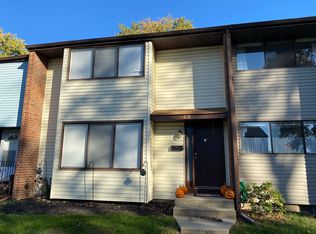 49 Dennison Dr, East Windsor, NJ 08520