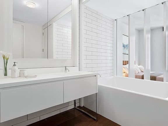 5th image of 15 William St APT 21H