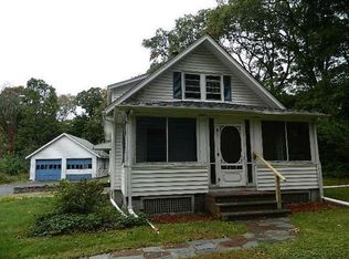 49 Lathrop Rd, Attleboro, MA 02703