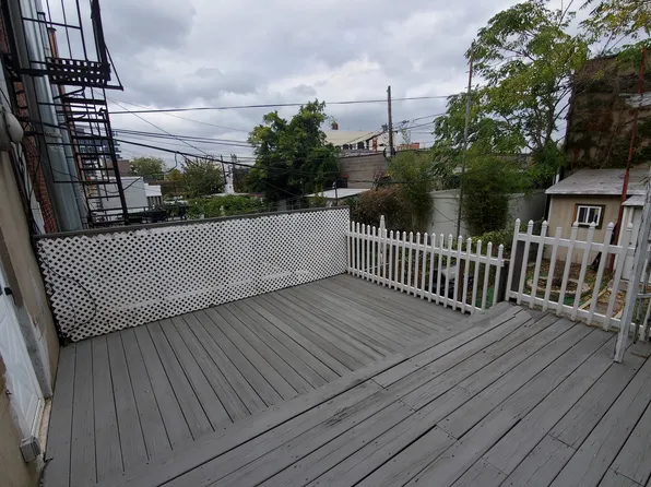 211 29th Street image 19 of 26