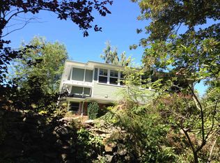 9803 19th Ave NE, Seattle, WA 98115