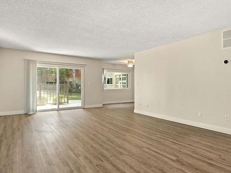 White Oak Terrace Apartments — Photo 62
