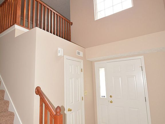 003_Entrance_03282015