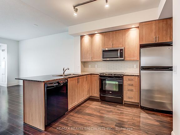 4th image of 181 Wynford Dr Unit 2608