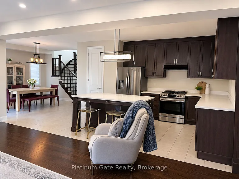 99 Ian Ormston Dr — Photo 7