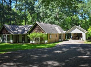 4 Sarah Lynn Ln, Conroe, TX 77303