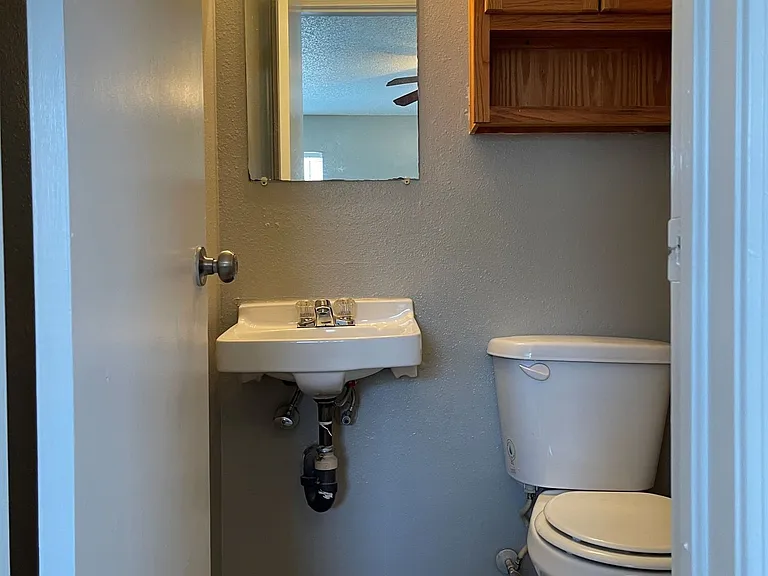 Bryant Grove Apartments — Photo 47