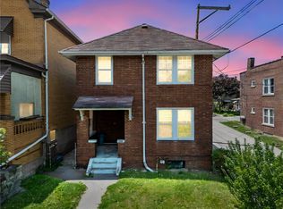 1910 Maple St, Homestead, PA 15120