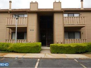 202 Woodhollow Dr, Evesham, NJ 08053