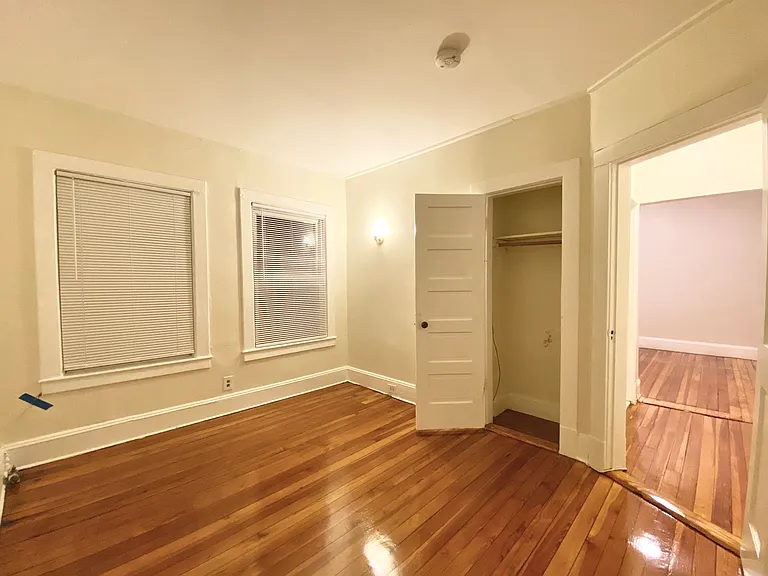 132 Oxford St #1A — Photo 2
