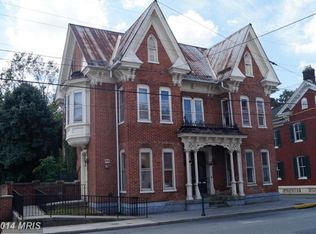 125 W Martin St, Martinsburg, WV 25401