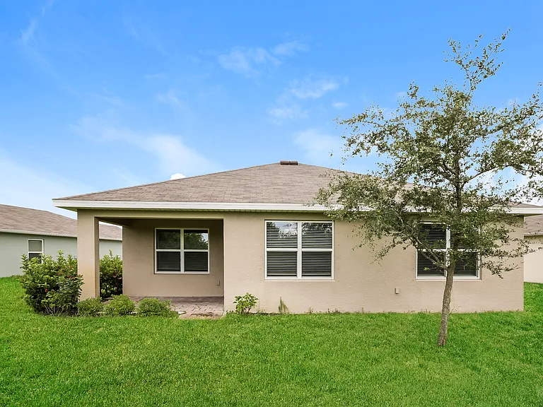 5269 Shell Mound Cir — Photo 16