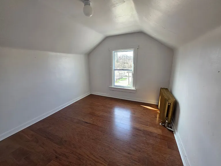 703 1/2 Waddell Ave — Photo 12