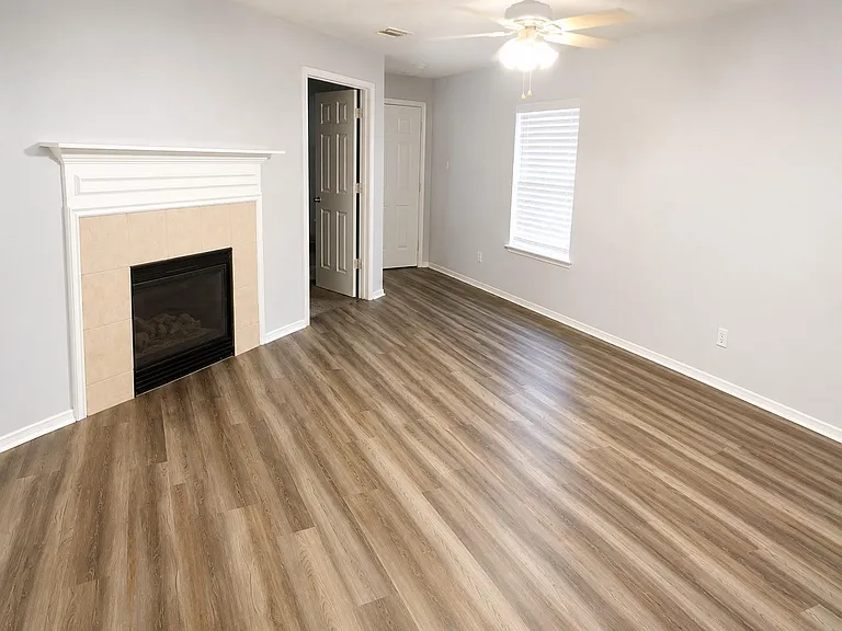 21907 Willow Shade Ln — Photo 6