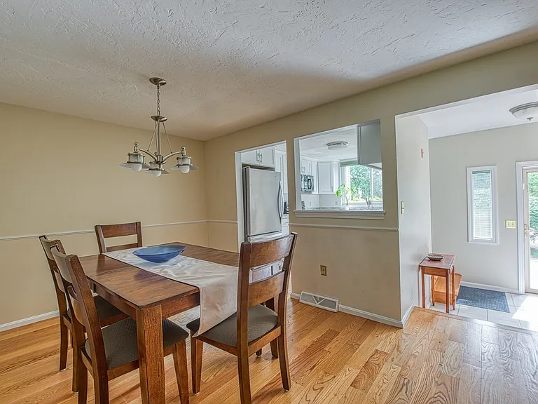 28 Gaslight Ln #28 — Photo 7