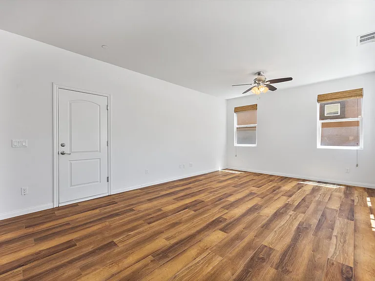 1922 Delacorte Dr #1922 — Photo 16