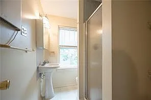 10 Hendricks St #1 — Photo 9