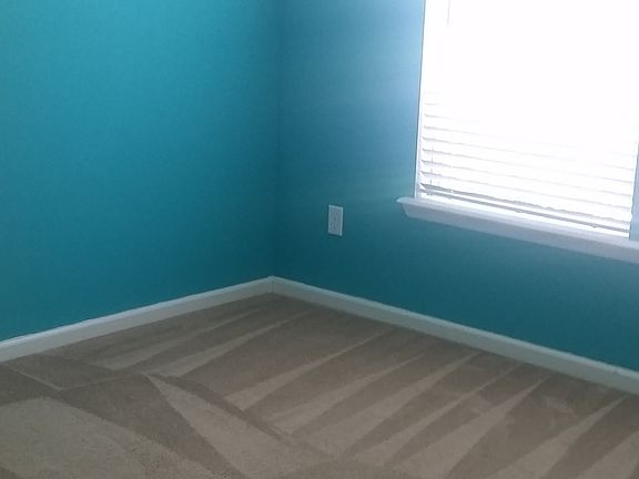 3rd image of 117 Brookfall Dr