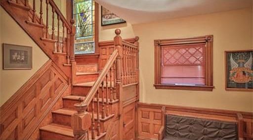 5th image of 3 Larchmont St