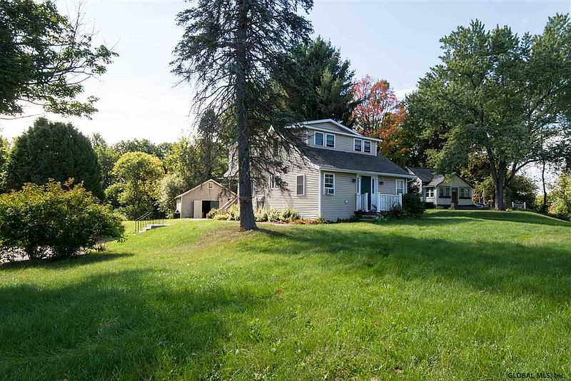 5th image of 838 SARATOGA Road
