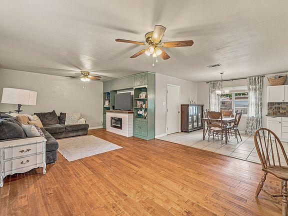 5th image of 525 Vine St